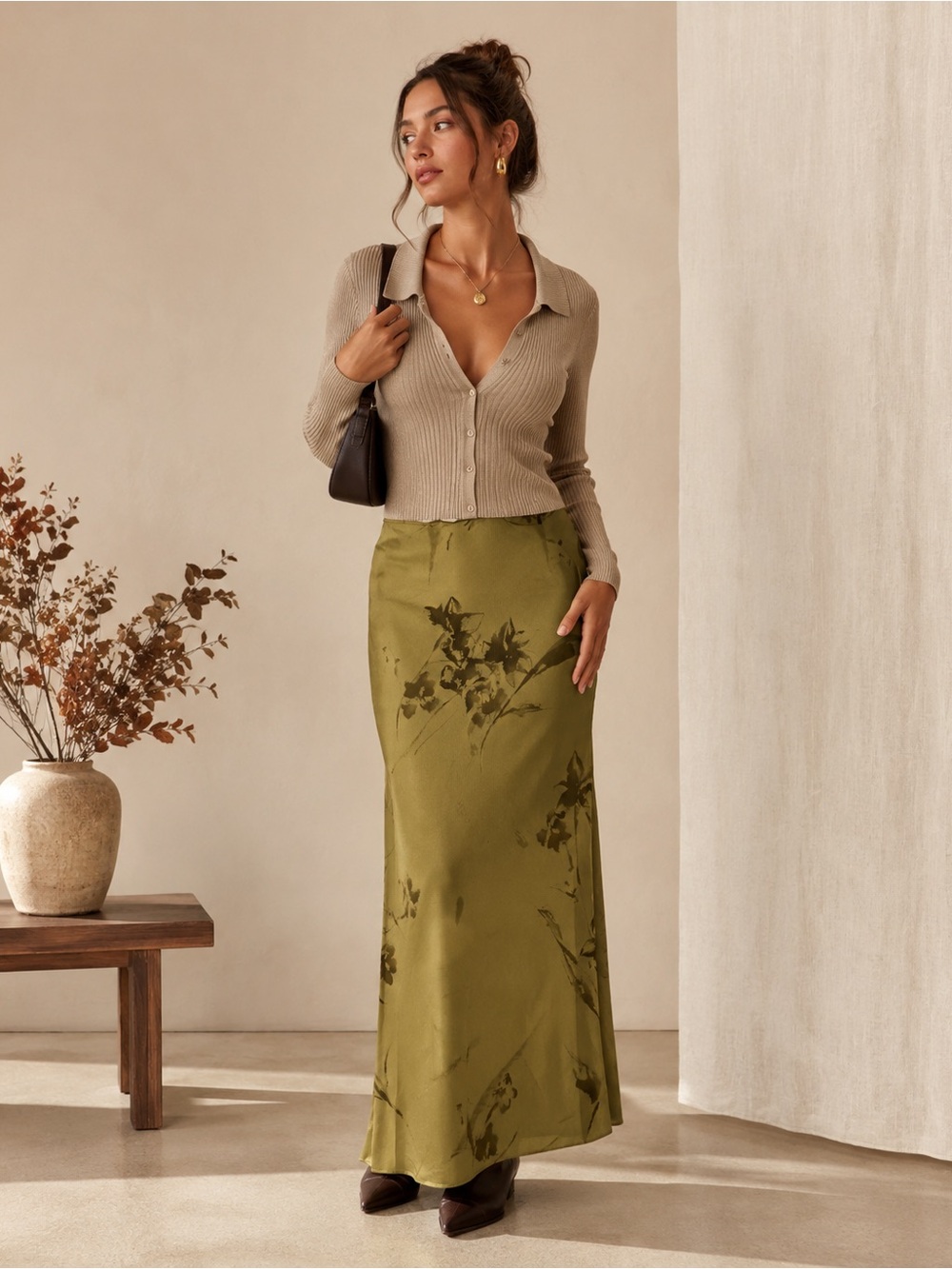 Vintage Ann Taylor Olive Green Floral 100% Silk Long Skirt Side Slits Size 4